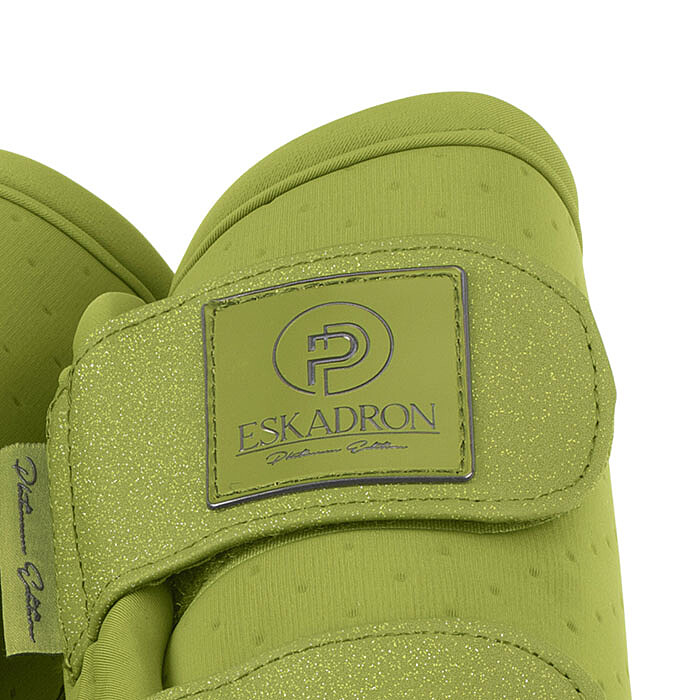 Eskadron Gamaschen Pro Dressage Front Platinum 2024