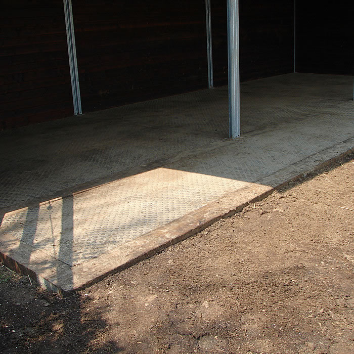 Bildergalerie Stall Offenstall mit Paddock