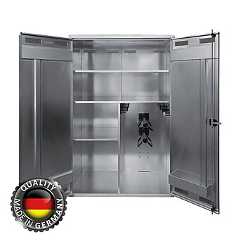  Sattelschrank Maximus